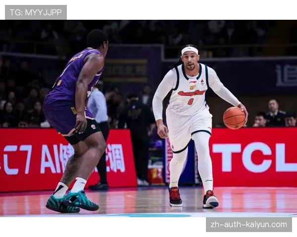 萨林杰大腿拉伤状态低迷 广东内线轮换捉襟见肘促引援